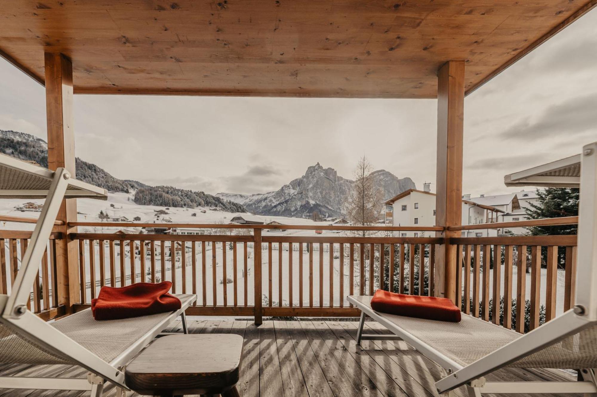 Hotel Castel Oswald Von Wolkenstein กัสเตลรอตโต ภายนอก รูปภาพ
