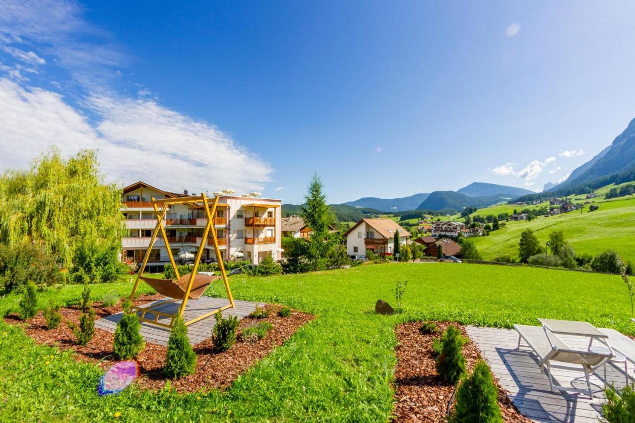 Hotel Castel Oswald Von Wolkenstein กัสเตลรอตโต ภายนอก รูปภาพ